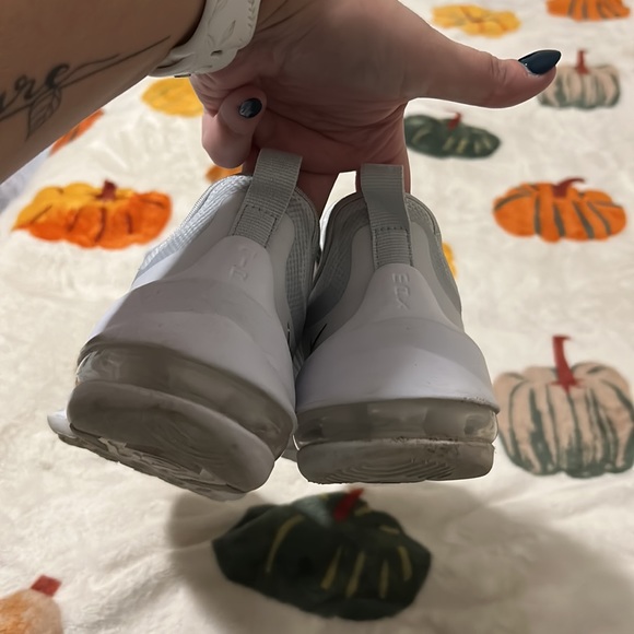 Nike Air Max Axis - Picture 6 of 7